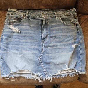 American Eagle Outfitters Light Blue Denim Skirt Size 18 Super Stretchy